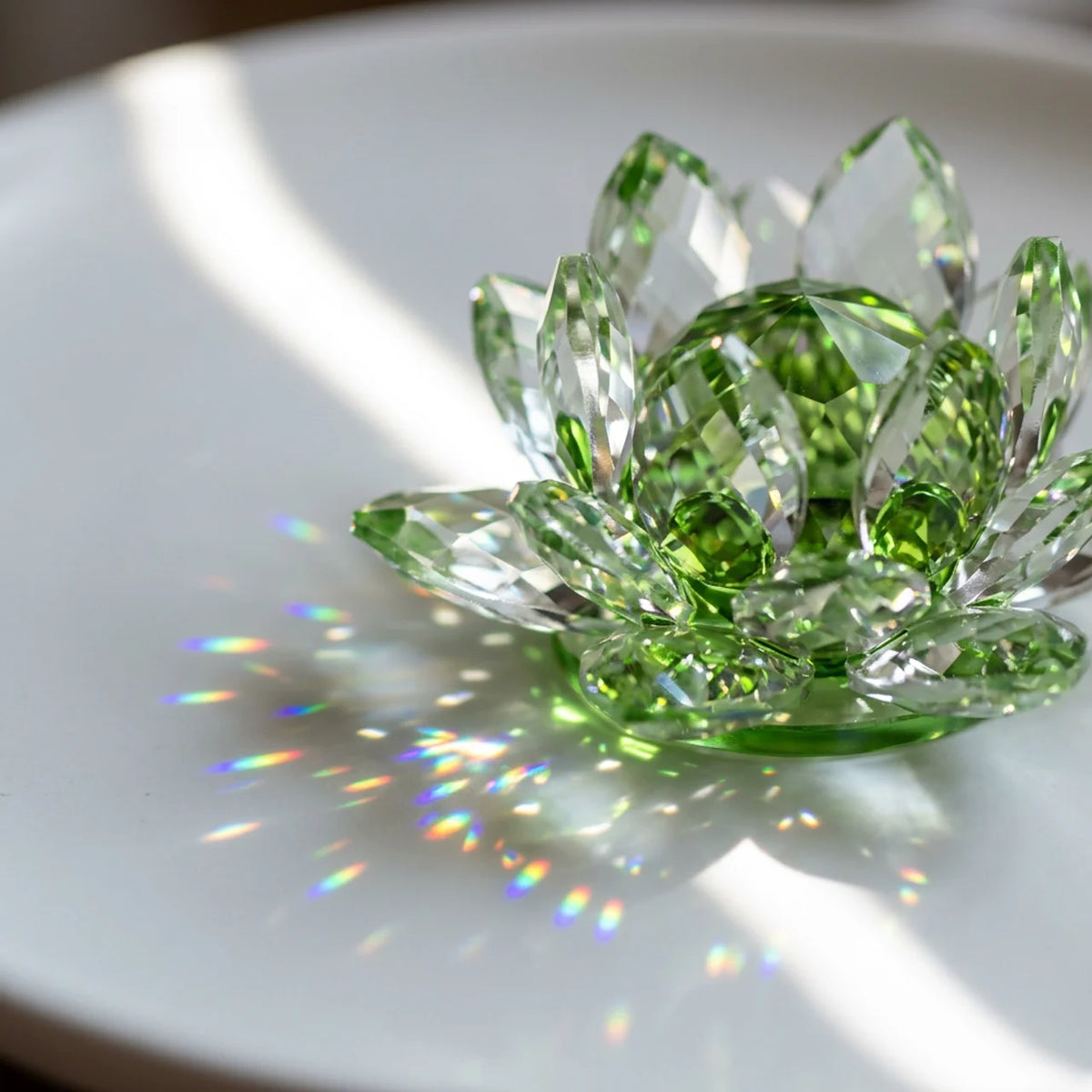 Flor de loto de cristal verde, amuleto de crecimiento personal